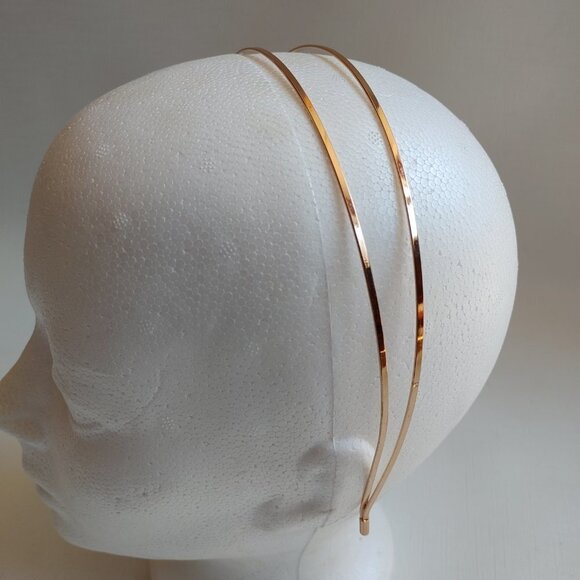 CLASSY Lion Lead Hair Band Gold Tone Metal Double Band BNWOT - Picture 3 of 5